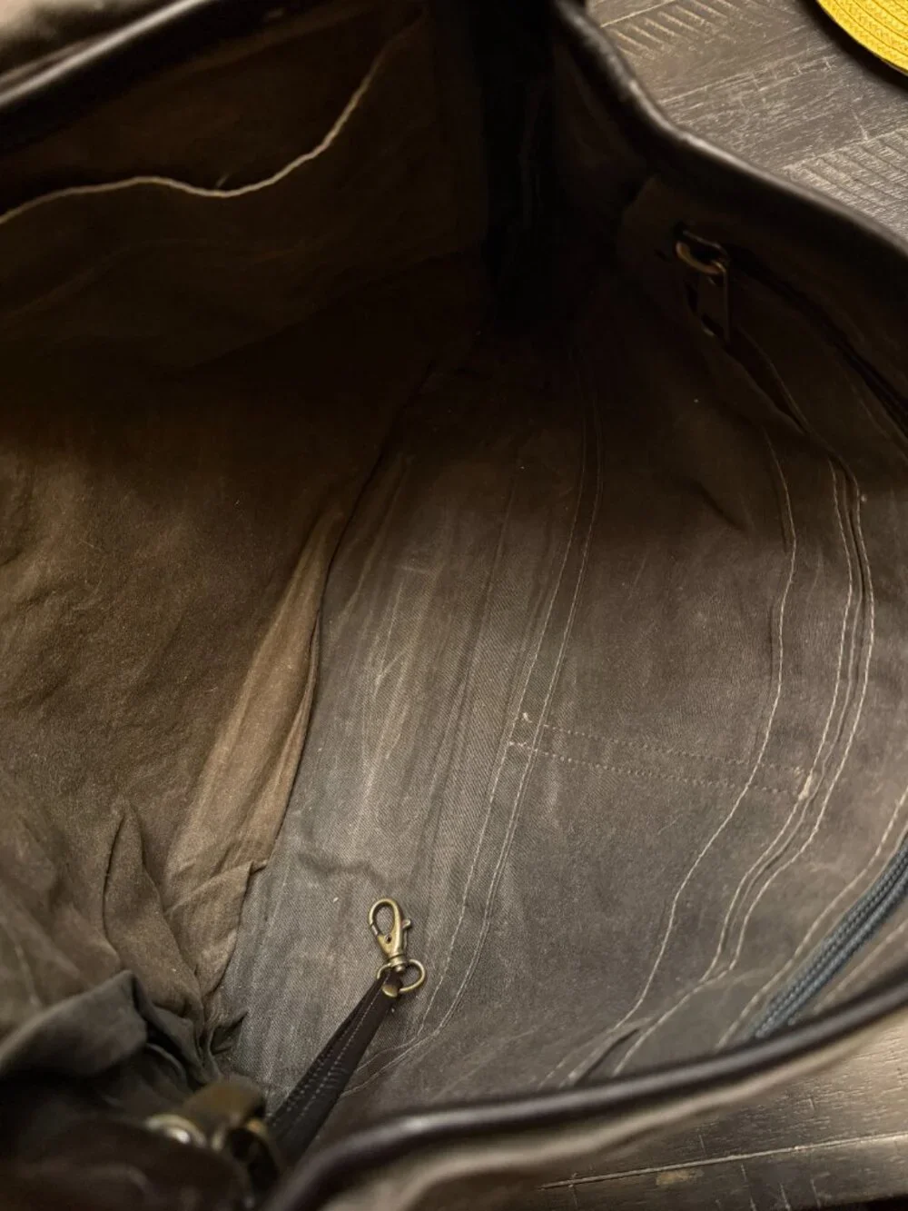 Vintage Rough & Tumble Messenger - Picture 13 of 14